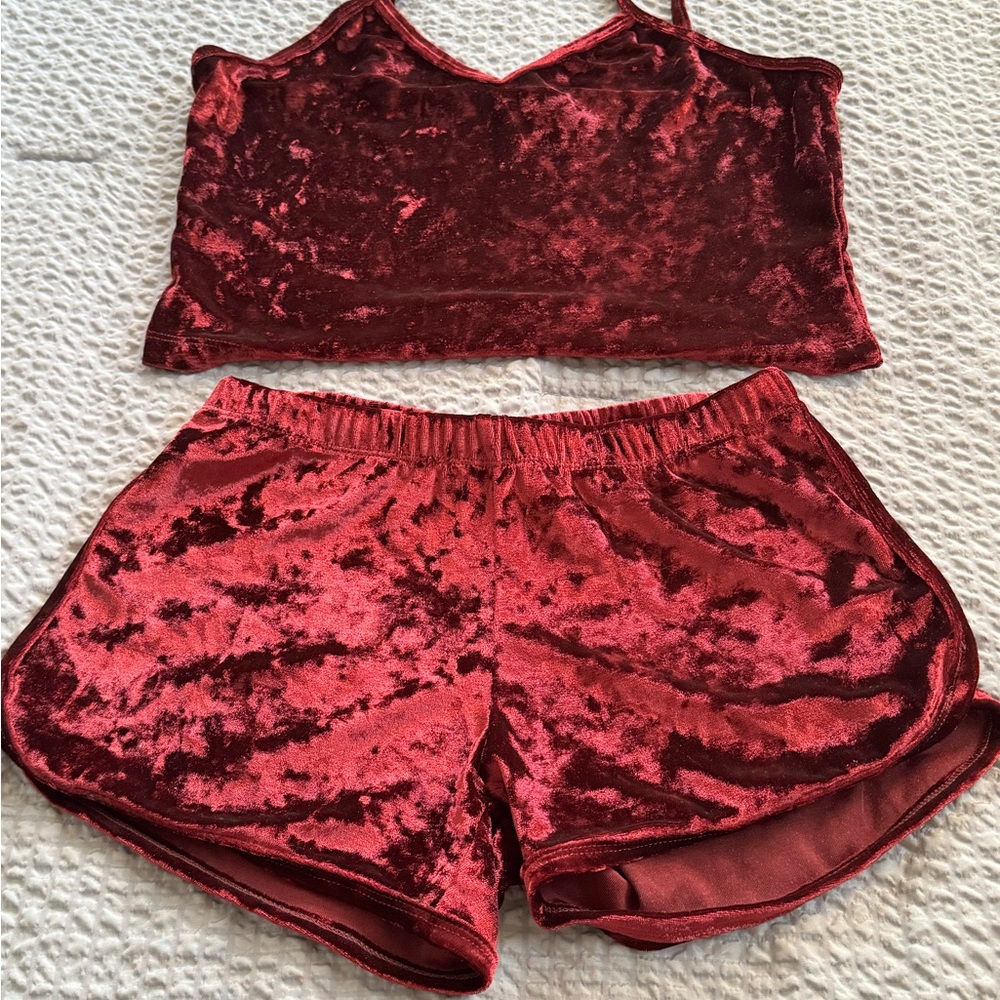 ⚠️Velvet Pajama Set⚠️ - Picture 3 of 3
